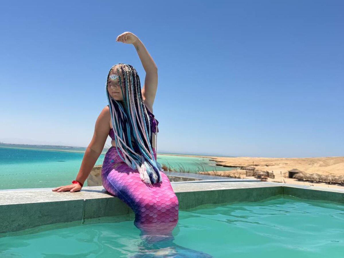 Mermaid tail pool photo moment at Ozirea Beach
